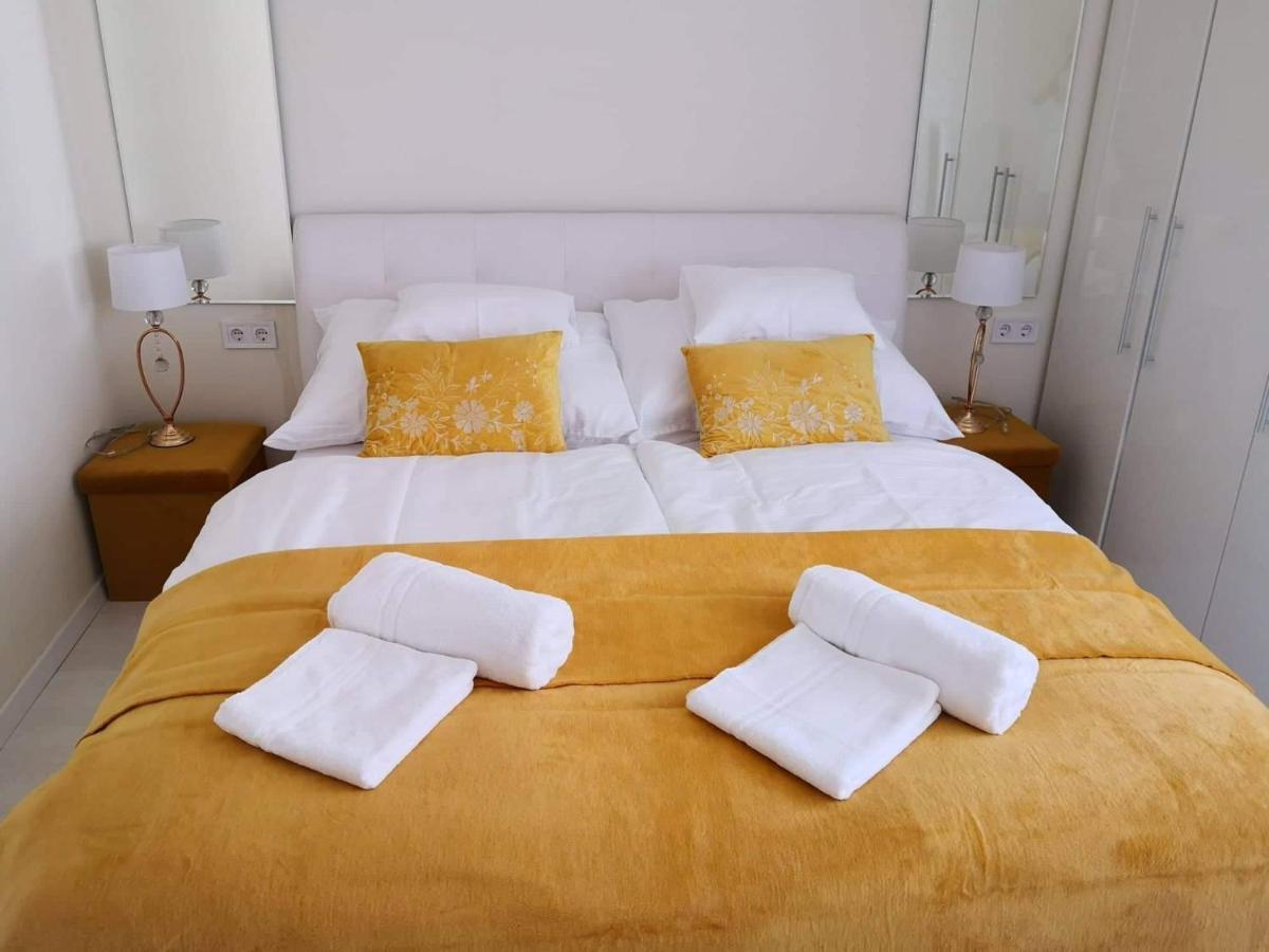 Kolibri Apartman Seghedin Exterior foto